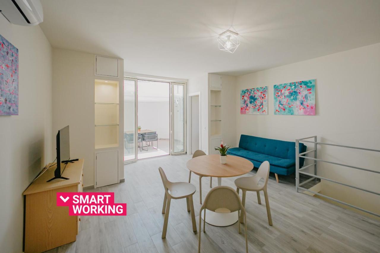 Modern Apartment With Exclusive Terrace By Wonderful Italy เชฟาลู ภายนอก รูปภาพ
