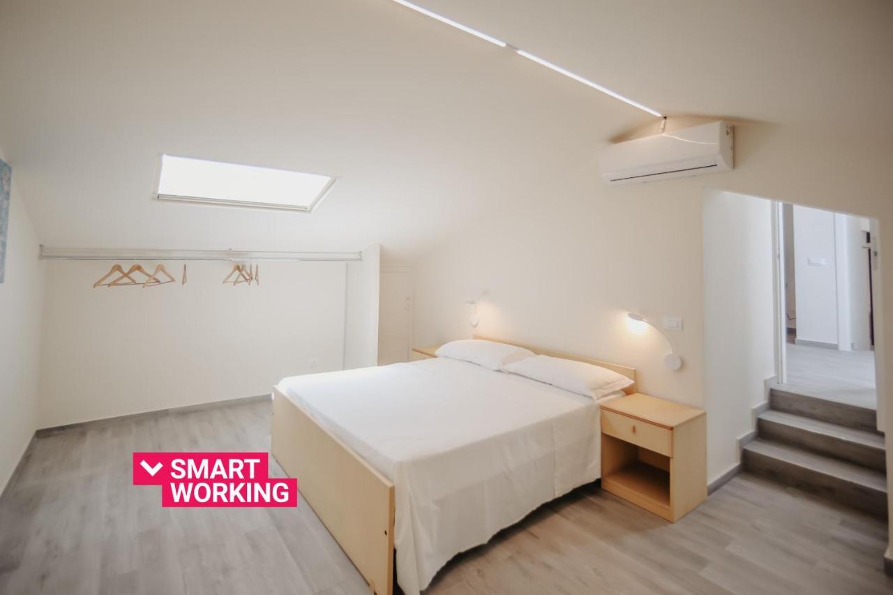 Modern Apartment With Exclusive Terrace By Wonderful Italy เชฟาลู ภายนอก รูปภาพ